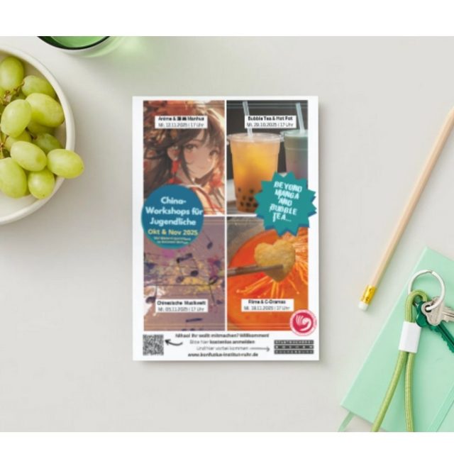 🧋𝐁𝐔𝐁𝐁𝐋𝐄 𝐓𝐄𝐀 & 𝐂𝐇𝐈𝐍𝐀 𝐅𝐄𝐄𝐋𝐈𝐍𝐆 – kommt auf einen Bubble Tea vorbei, es sind noch Plätze frei! Am 𝐌𝐢𝐭𝐭𝐰𝐨𝐜𝐡, 𝐝𝐞𝐧 𝟐𝟗.𝟏𝟎.𝟐𝟎𝟐𝟓 geht’s los mit dem ersten Workshop unserer Kursreihe für Jugendliche.

𝐃𝐚𝐬 𝐞𝐫𝐰𝐚𝐫𝐭𝐞𝐭 𝐄𝐮𝐜𝐡: Gemeinsam bereiten wir ein schönes Getränk zu und Ihr erfahrt mehr über beliebte chinesische Gerichte, denn es dreht sich diesmal alles ums Thema Essen. Wir 𝐬𝐜𝐡𝐚𝐮𝐞𝐧 𝐮𝐧𝐬 𝐚𝐤𝐭𝐮𝐞𝐥𝐥𝐞 𝐓𝐫𝐞𝐧𝐝𝐬 𝐚𝐧 𝐮𝐧𝐝 𝐭𝐚𝐮𝐬𝐜𝐡𝐞𝐧 𝐮𝐧𝐬 𝐝𝐚𝐫ü𝐛𝐞𝐫 𝐚𝐮𝐬. Einiges ist Euch vielleicht schon bekannt, aber Ihr werdet bestimmt auch viele neue Eindrücke mitnehmen. Ganz nebenbei lernt Ihr ein paar chinesische Schriftzeichen kennen. 

𝐖𝐨𝐫𝐤𝐬𝐡𝐨𝐩 1: Chinesische Essenstrends: Bubble Tea & Hot Pot
 Mi. 29. Oktober | 17:00 – 18:30 Uhr
📍 Stadtbücherei Querenburg | UniCenter Bochum
🎟️ Die Teilnahme ist kostenlos, um eine Anmeldung für unsere Planung wird gebeten!

👉 Anmeldung bitte über unser Online-Formular, siehe Kalender auf unserer Webseite. Den Link findet ihr in unserer Bio.

𝐃𝐢𝐞 𝐧ä𝐜𝐡𝐬𝐭𝐞𝐧 𝐓𝐞𝐫𝐦𝐢𝐧𝐞 im Überblick – Einstieg jederzeit möglich. Die Workshops bauen nicht aufeinander auf:

𝐖𝐨𝐫𝐤𝐬𝐡𝐨𝐩 2: Die chinesische Musikwelt 
Mi. 5. November | 17:00 – 18:30 Uhr
📍 Stadtbücherei Querenburg im UniCenter Bochum

𝐖𝐨𝐫𝐤𝐬𝐡𝐨𝐩 3: Manhua & Donghua – chinesische Mangas und Animes 
Mi. 12. November | 17:00 - 18:30 
📍 Stadtbücherei Querenburg im UniCenter Bochum

𝐖𝐨𝐫𝐤𝐬𝐡𝐨𝐩 4: Filme und C-Dramas | Kursreihe für Jugendliche 
Mi. 19. November | 17:00 - 18:30
📍 Stadtbücherei Querenburg im UniCenter Bochum

Jetzt anmelden, siehe Kalender Webseite. Link in Bio.

#bochum #bubbletea #hotpot #china #jugendworkshop #büchereiquerenburg #chinesischekultur #chinaentdecken #chinesefood #chinesischesessen #jugendliche
